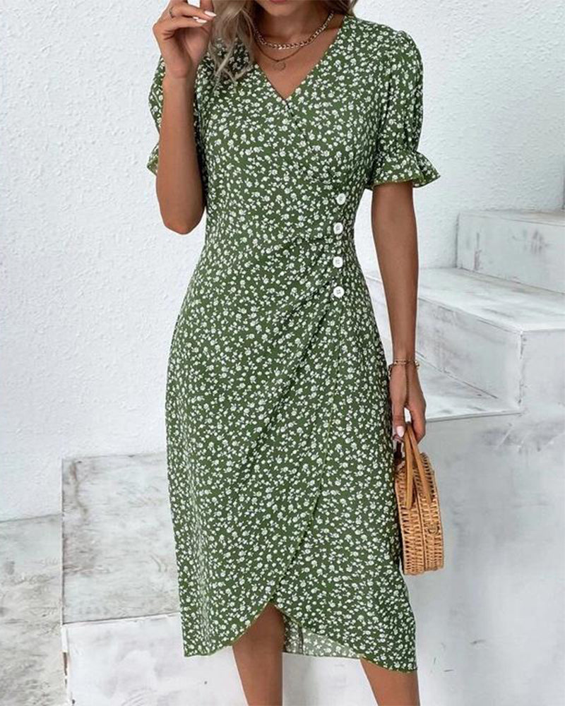 Quincy Women's Summer Dress - Floral Dress with Short Sleeves and Stylish Button Fastening