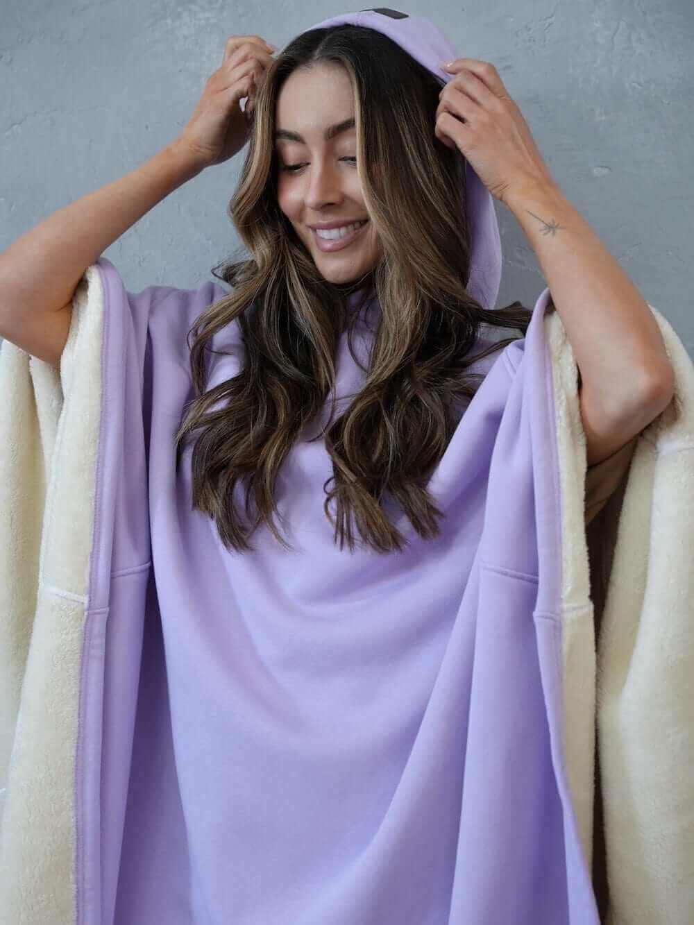 Oversized Hooded Blanket for Women - Image 8