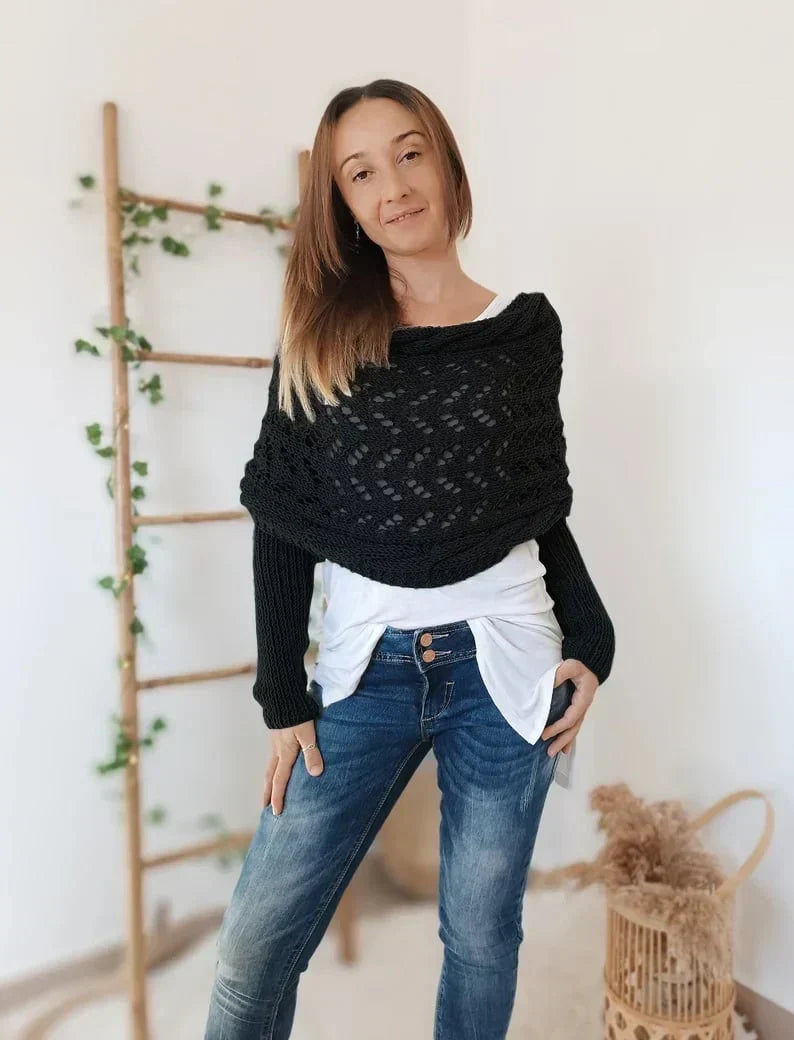 Cozy bohemian-style wrap for women