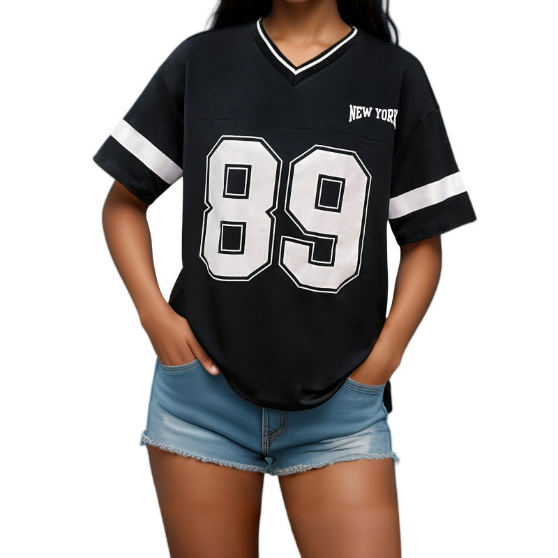 Noa - Women’s Oversized Sports T-Shirt with New York Print