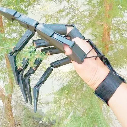 CreepaClaw | 3D Movable Finger Extension – Movable Cosplay Claw Hand Accessory for Halloween