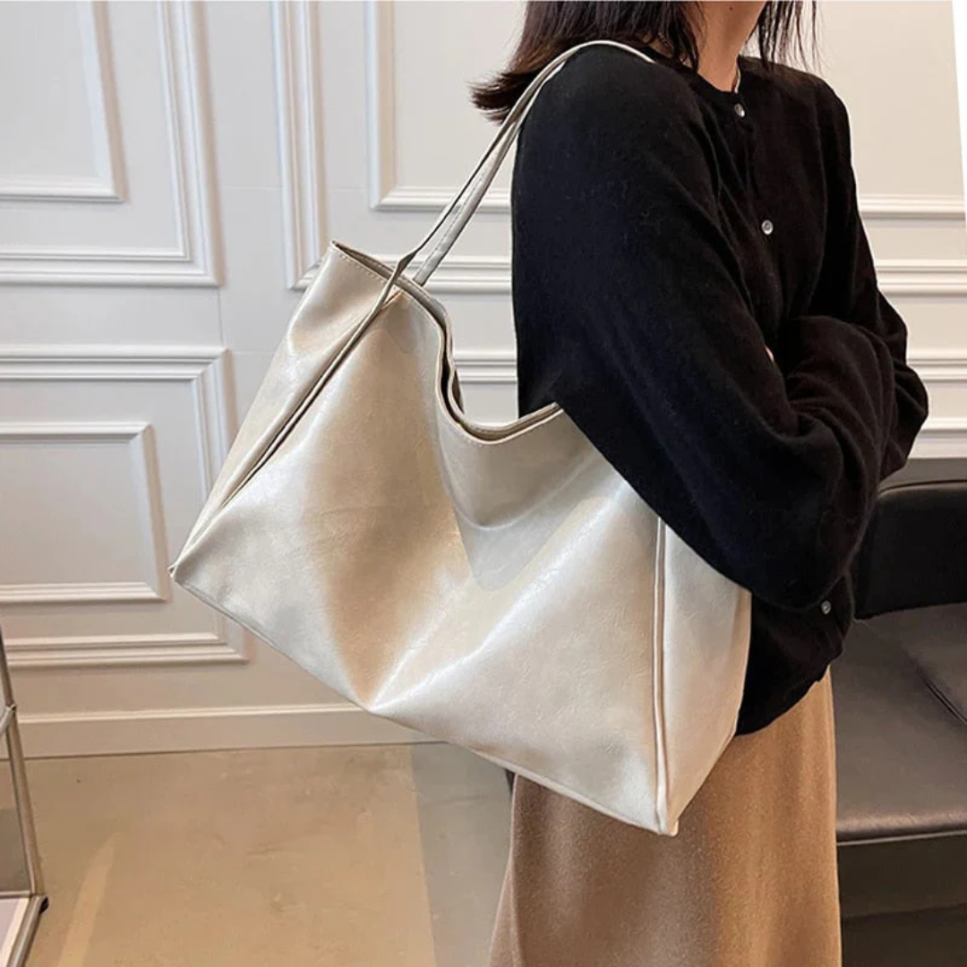 Aimee - Retro-Inspired Handbag