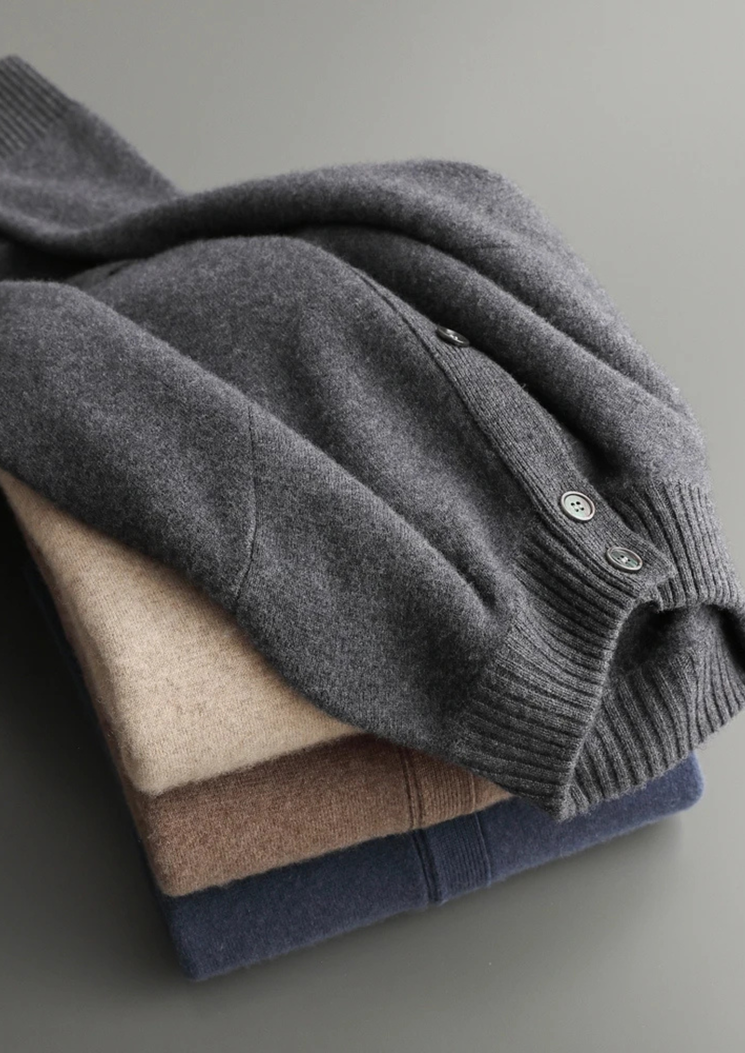 Button-Down Sweater Cardigan for Men - Image 3