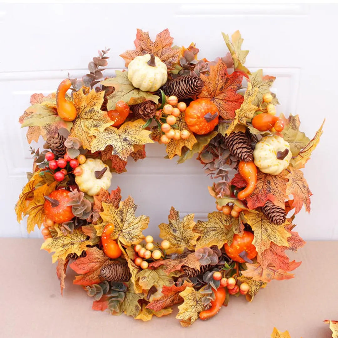Ghirlanda di foglie d'acero e zucca per la raccolta autunnale - Decorazione autunnale per porta