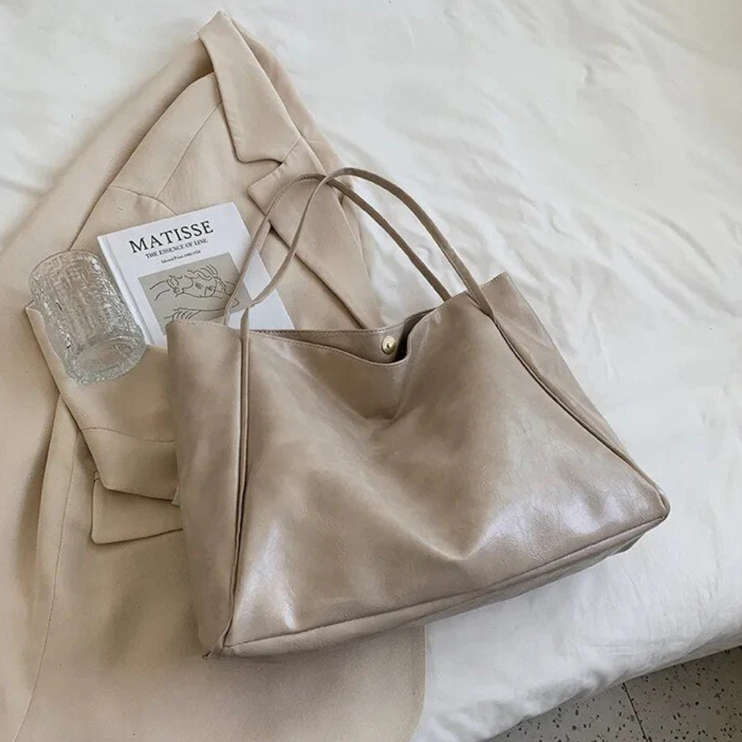 Aimee - Retro-Inspired Handbag