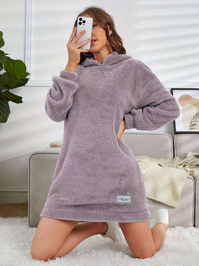Stylish hoodie for women with a warm fit