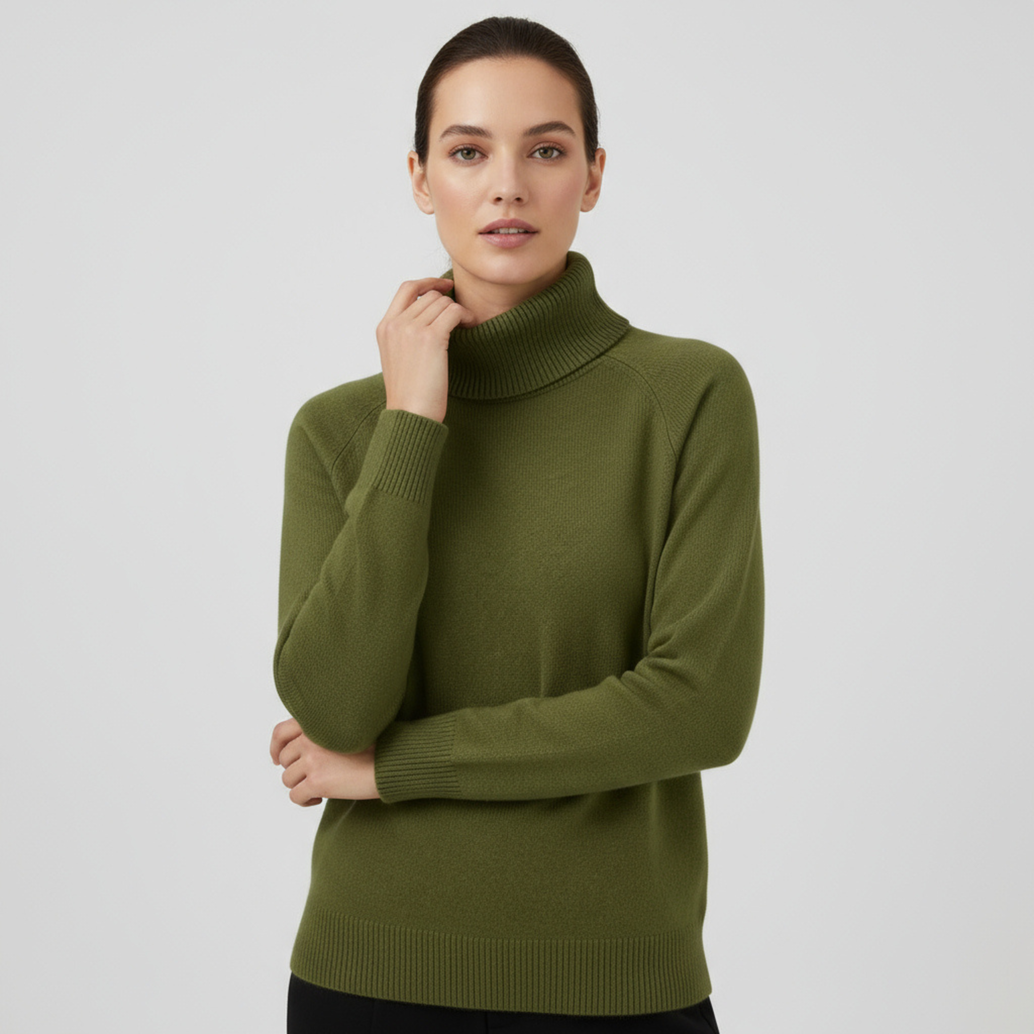 Women's turtleneck sweater - Timeless elegance and modern comfort