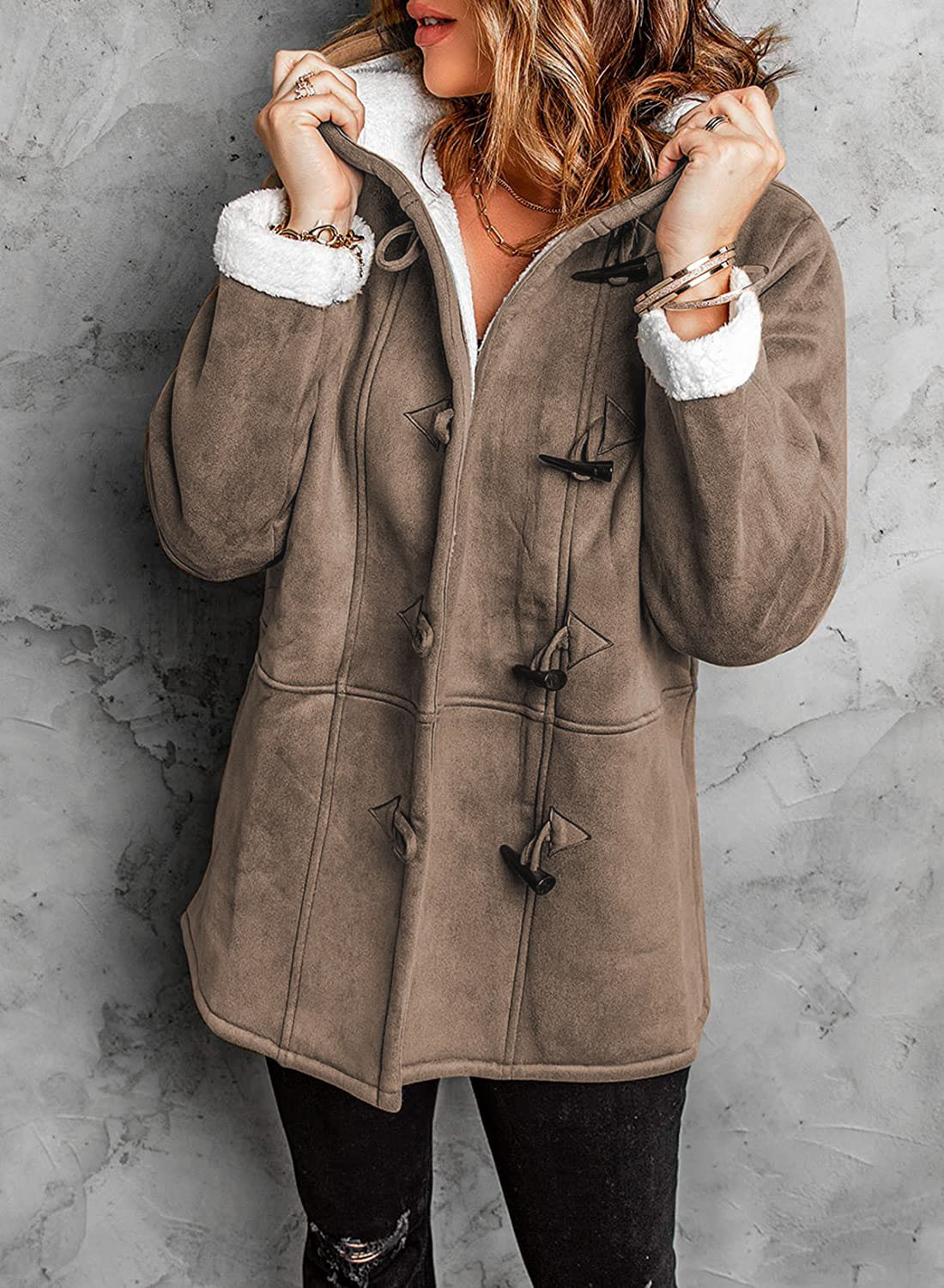 Women's toggle winter coat with hood and warm lining