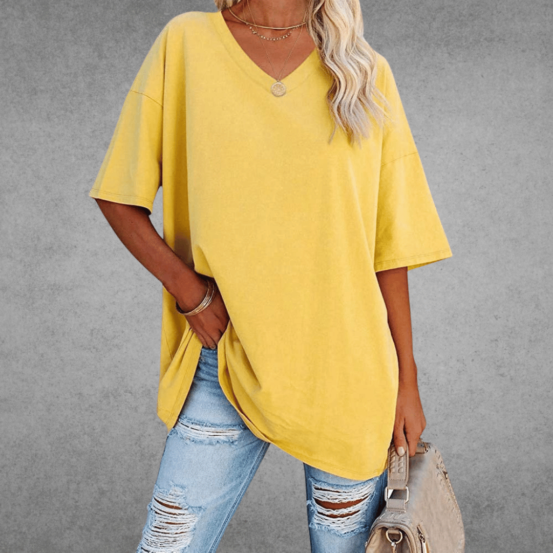 Ninon Women's Oversize T-shirt - Comfortable design with a heart neckline and lightweight, breathable fabric