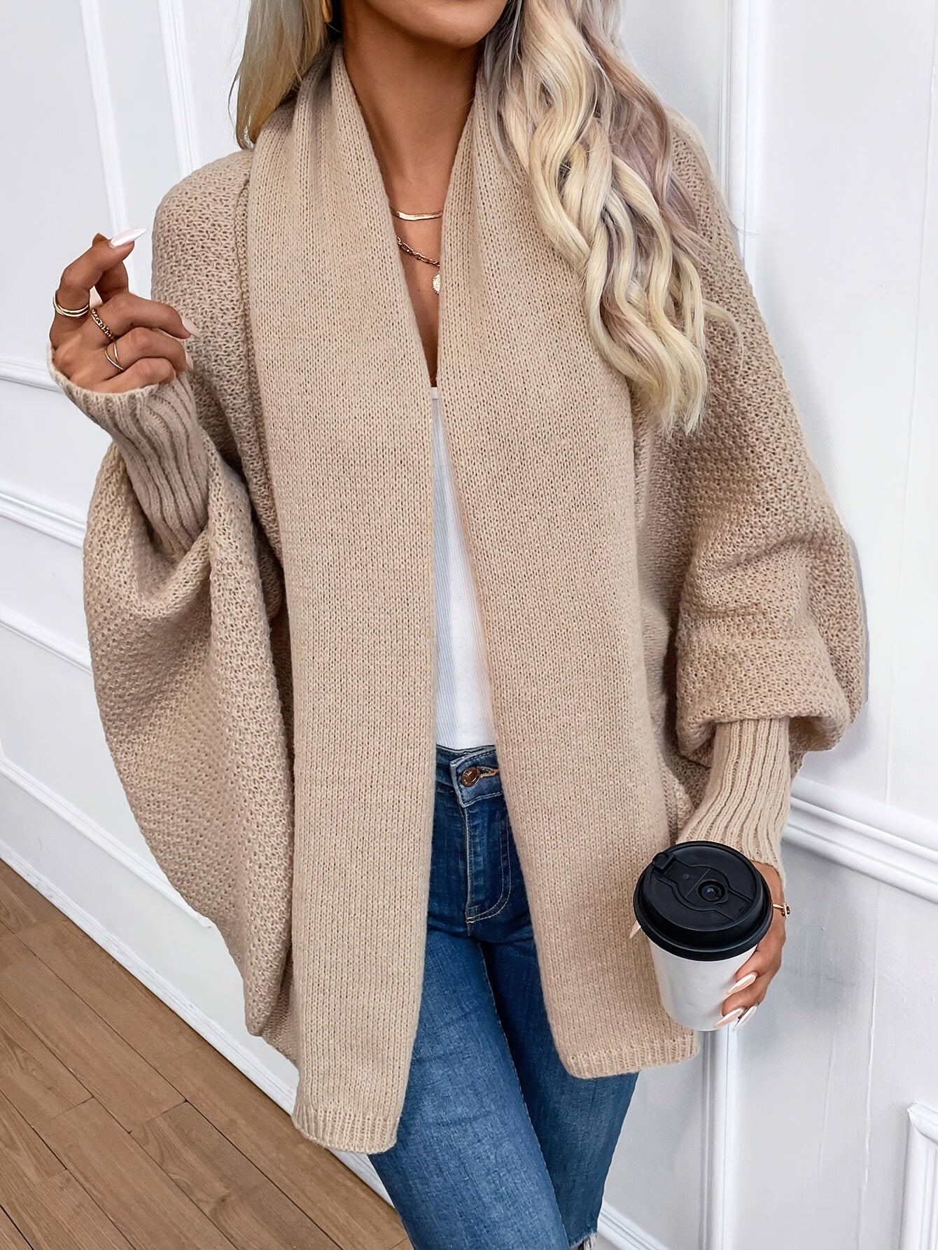 Elegant women's long-sleeved cashmere cardigan - perfect for winter