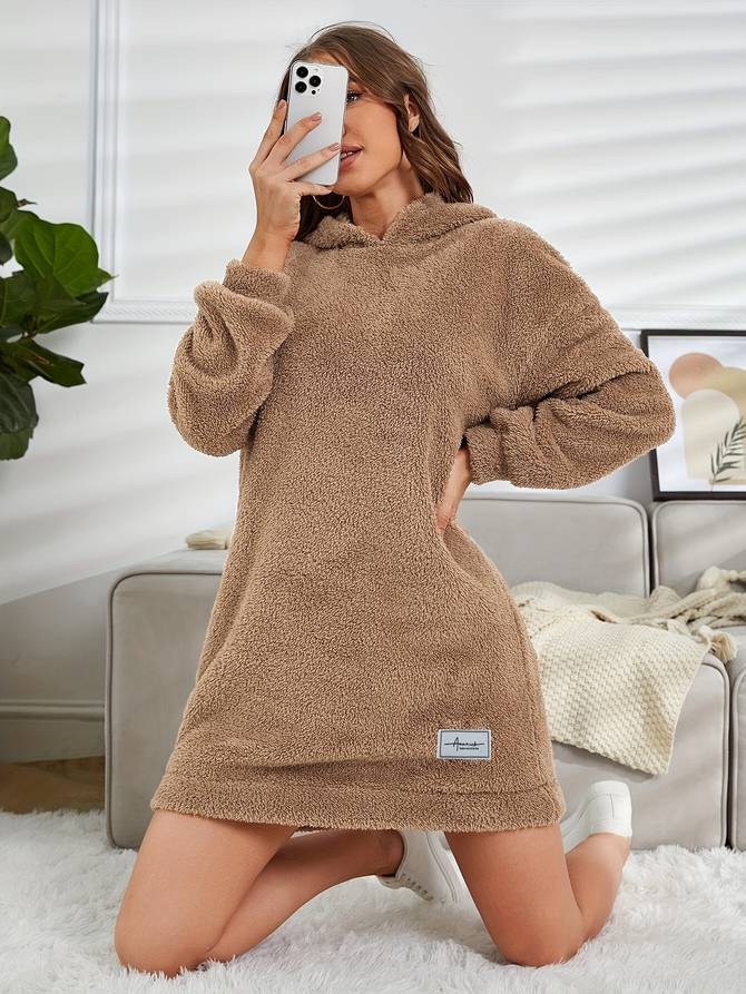 Stylish hoodie for women with a warm fit