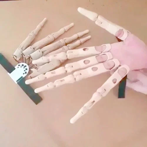 CreepaClaw | 3D Movable Finger Extension – Movable Cosplay Claw Hand Accessory for Halloween