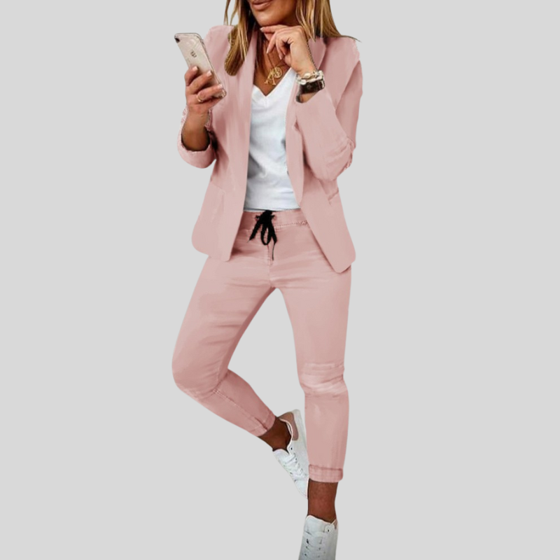 Mary | Two-Piece Set with Fitted Checked Blazer and Matching Pants