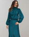 Orla - Bodycon-midikjole i satin med lange ærmer