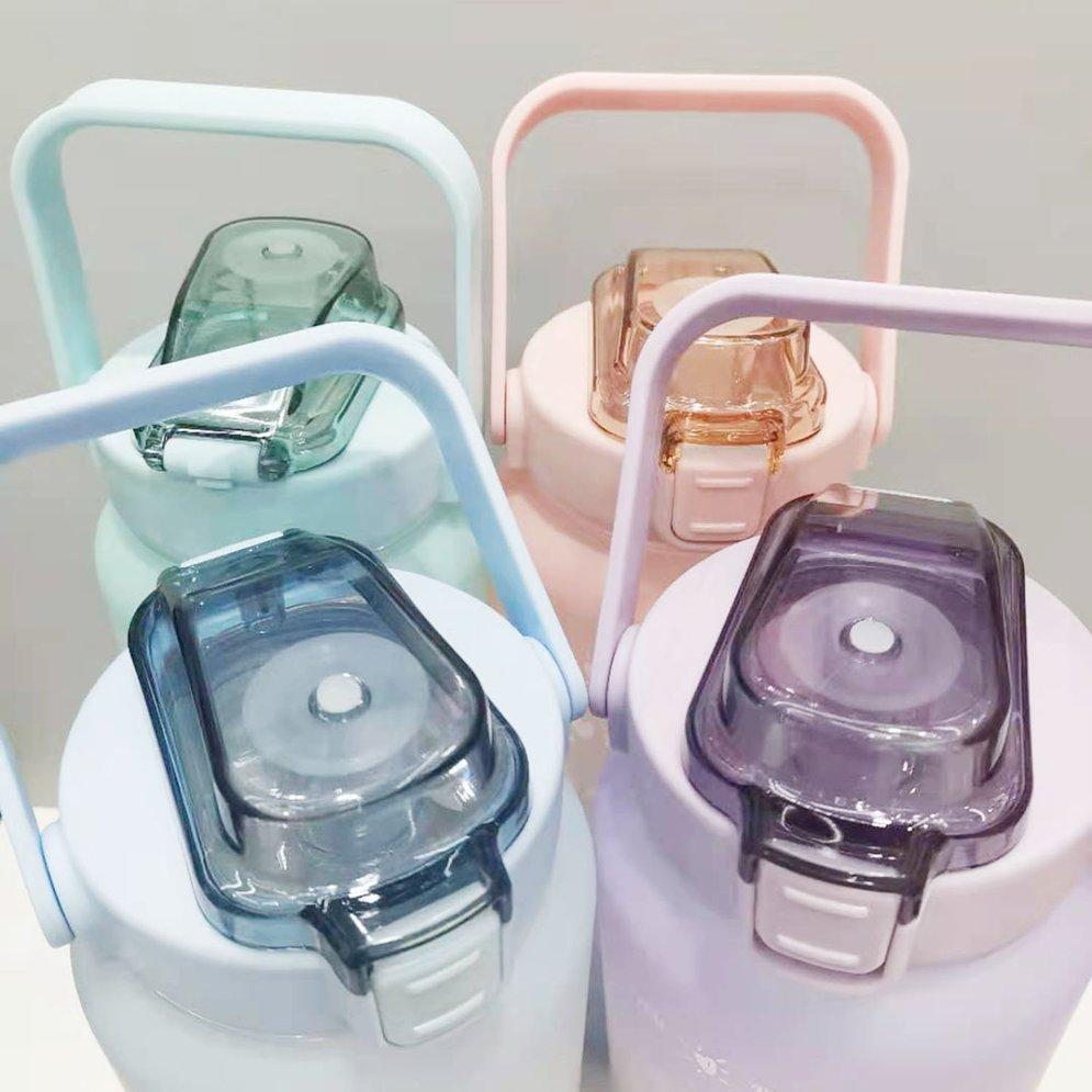 Motivational water bottle | 2L Environmentally friendly