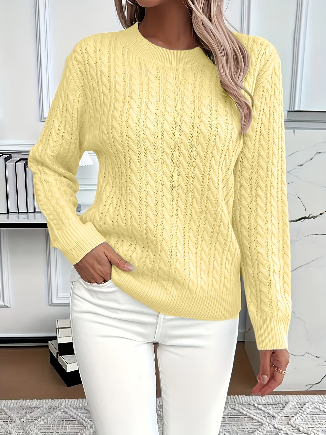 Knitted sweater with cable pattern for women - Soft and stylish sweater for spring and fall