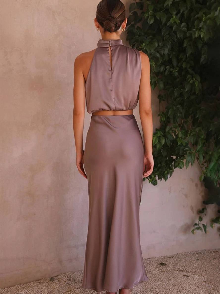 Deserie Women's Evening Dress - Elegant Two-Piece Sleeveless Halter Dress, Perfect for Wedding and Reception