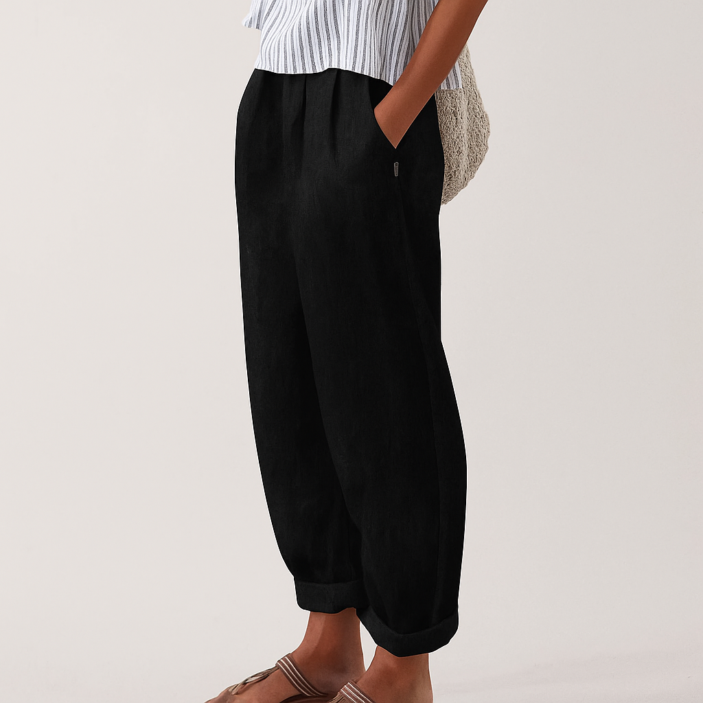 Dini pants with model black