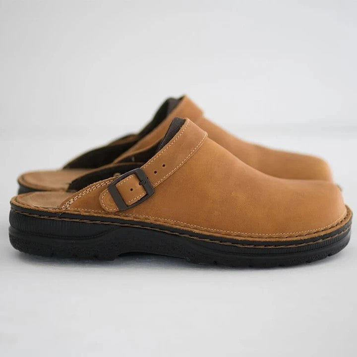 Orthopedic leather clogs