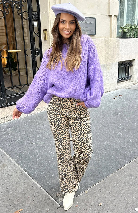 Oversizowy sweter damski z dzianiny z okrągłym dekoltem i balonowymi rękawami