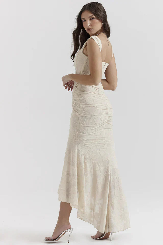Denisse Long Elegant Dress - Body-enhancing cut and luxurious fabric for a sophisticated, feminine look