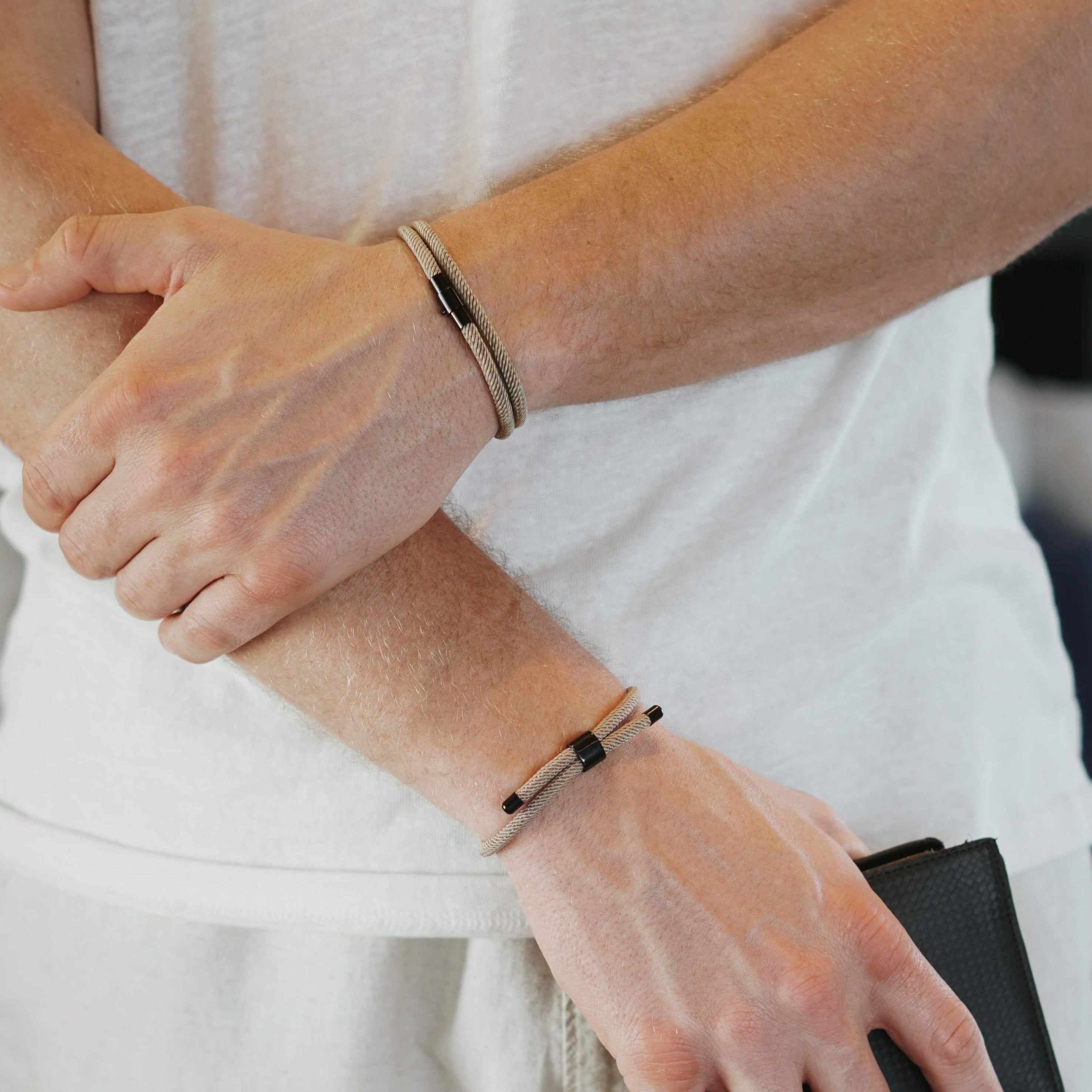 Ara - Milan magnetic bracelet - Brown version