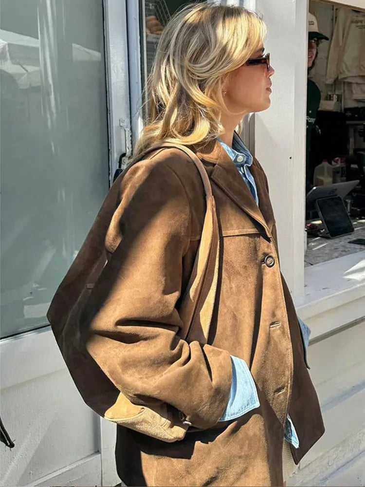Yara | Cappotto marrone elegante da donna con una finitura lussuosa
