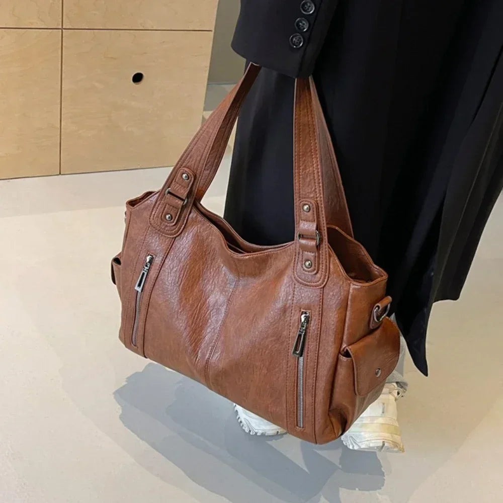 Aliona - School Bag With Shoulder Strap And Zipper Closure