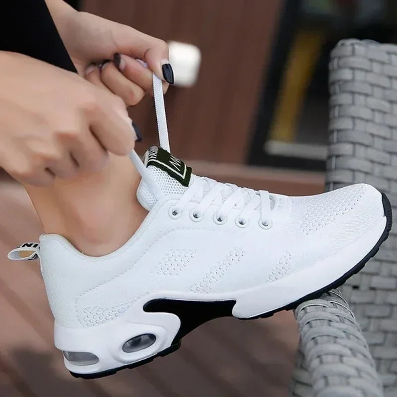Orthopedic pain relief shoes