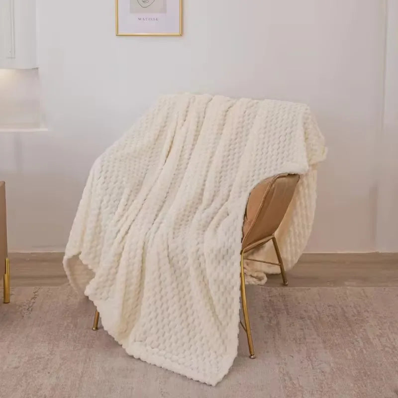 Checked Soft Warm Fluffy Velvet Blanket - Cozy sofa throw & bedspread for adults, children & pets
