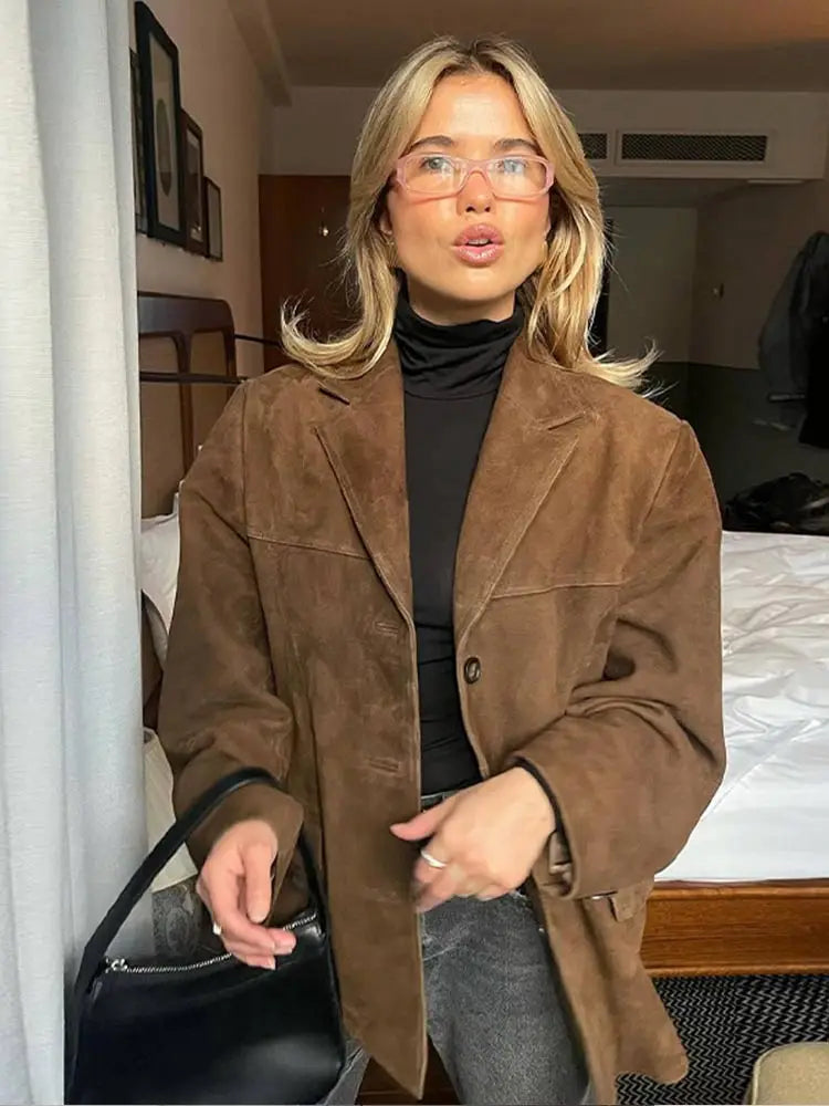 Yara | Cappotto marrone elegante da donna con una finitura lussuosa
