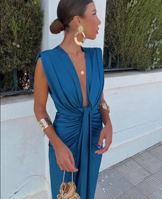 Elegant evening dress | Draped design and deep V-neckline | Chic and sophisticated