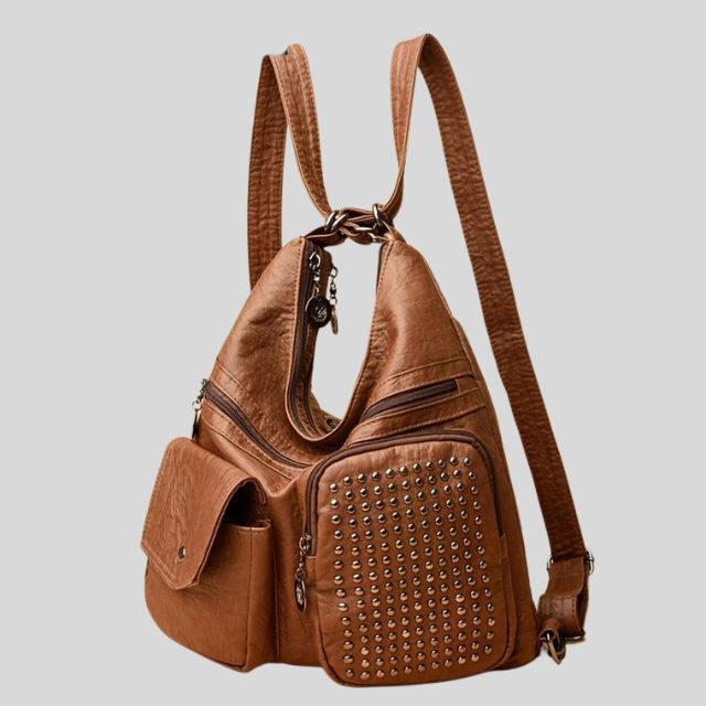Vintpack - Studded leather backpack - Ideal for school and travel - Travel detail - Compact