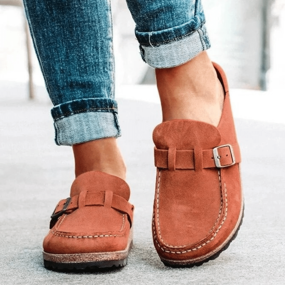 Georgia Clogs Women's Comfortable - Ergonomic mules with strap and buckle in casual style