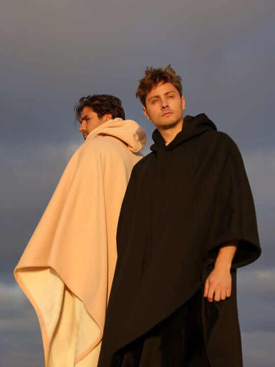 Oversized Hooded Blanket for Women - Image 17