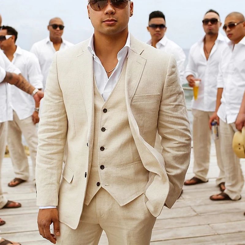 Elegant 3-piece men's suit - chic attire for weddings and summer ceremonies