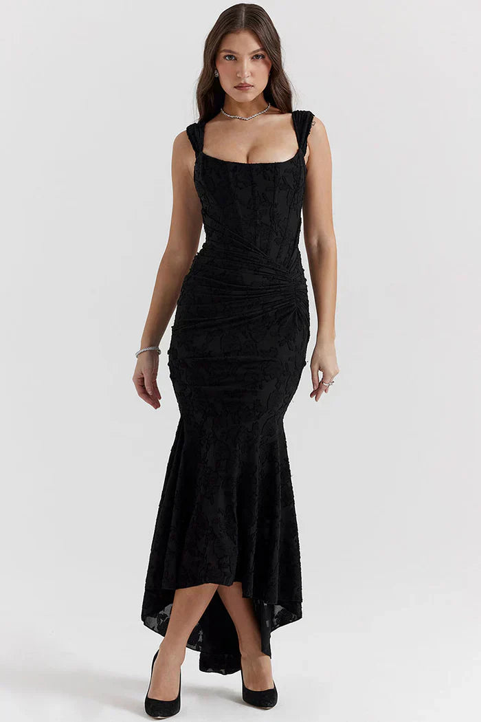 Denisse Long Elegant Dress - Body-enhancing cut and luxurious fabric for a sophisticated, feminine look