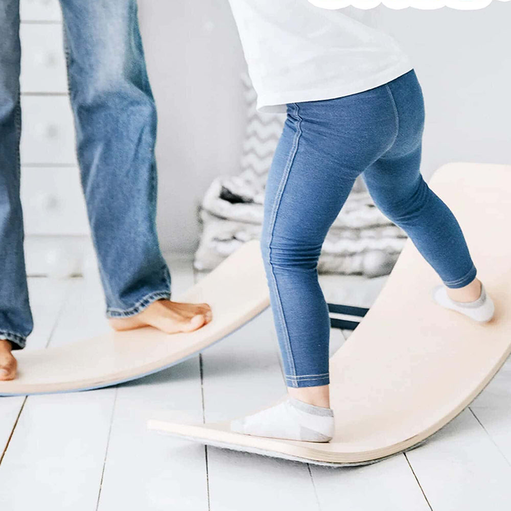 Duha houpací deska / balanční deska – Montessori hračka pro podporu rovnováhy a motorických dovedností