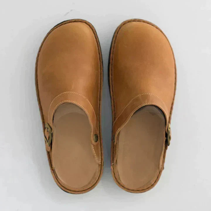 Orthopedic leather clogs