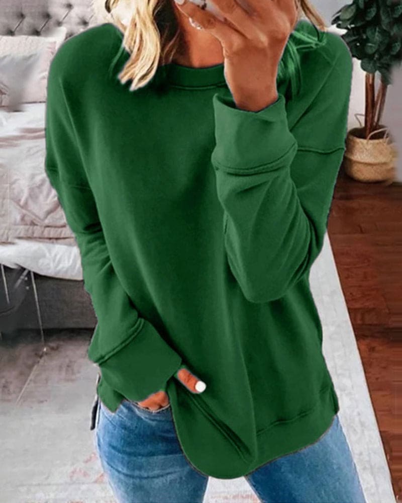 Loose-fit women's sweater made from cotton and polyester