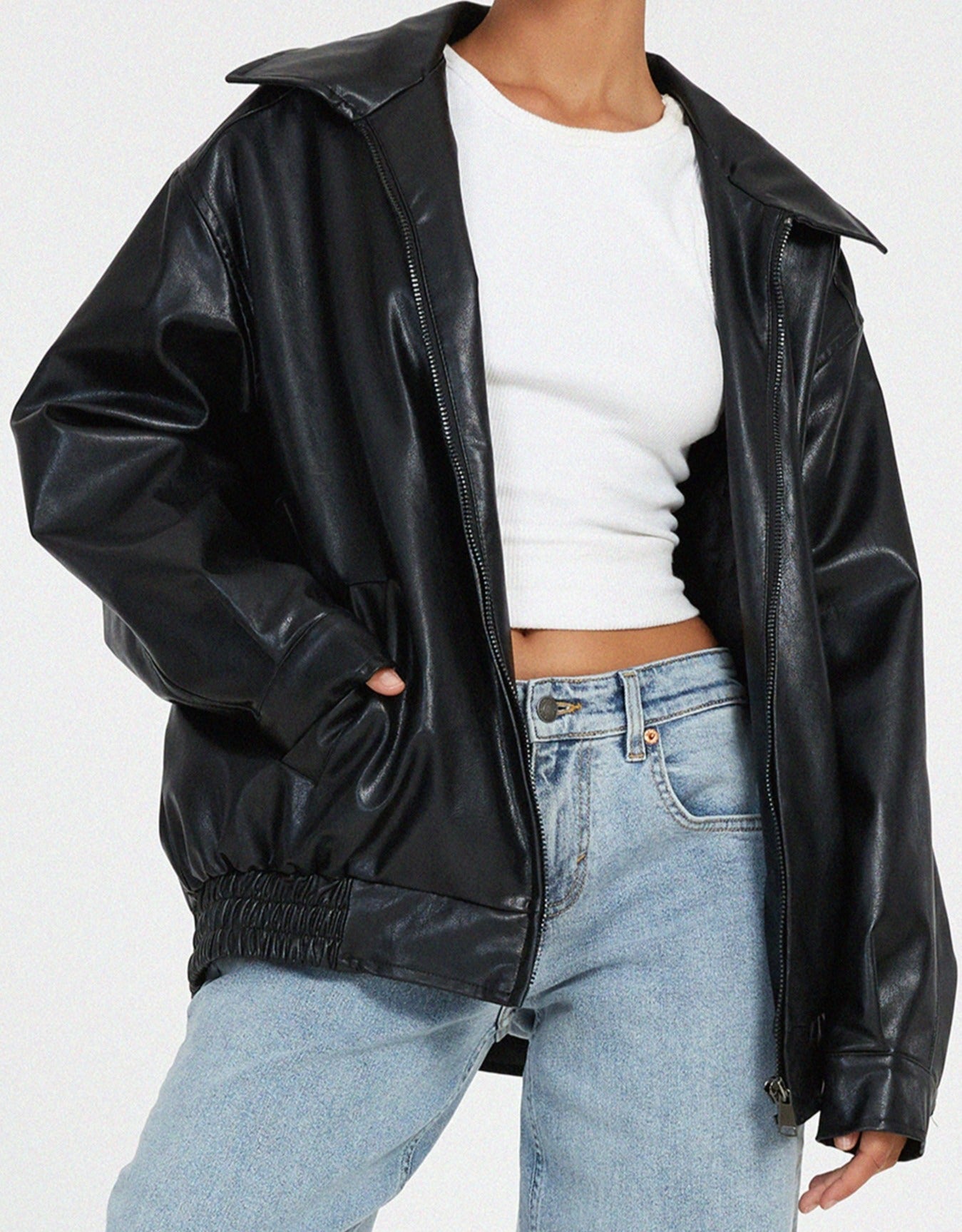 Stylish oversized leather jacket - comfortable and trendy for every day