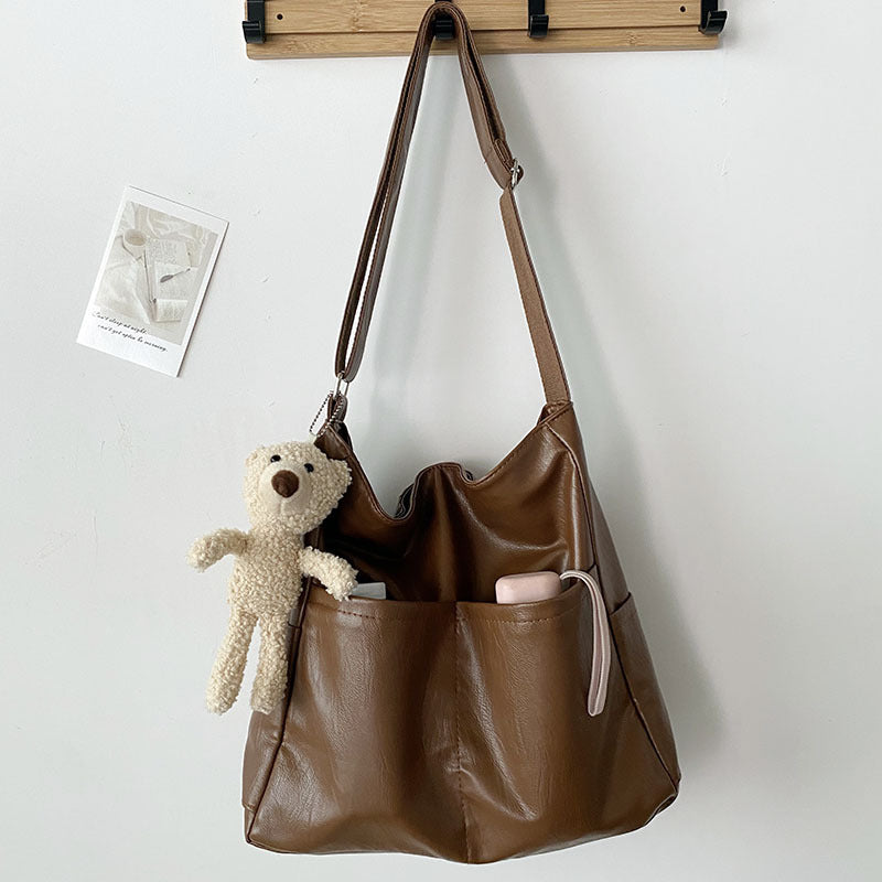 Stephanie - Large capacity bag made from textured, soft vegan leather