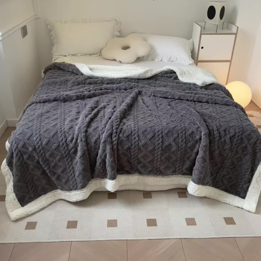 CozyNest - Reversible Fleece Blanket
