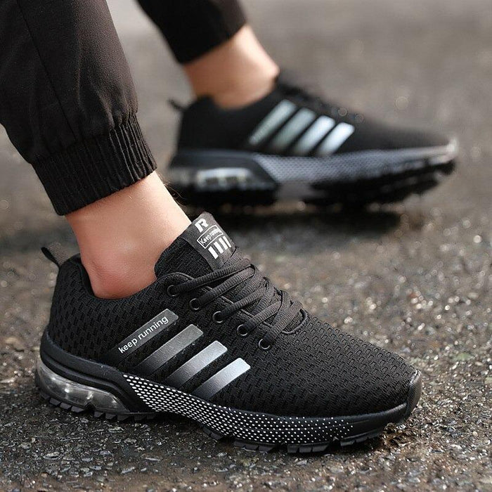 Comfortable orthopedic sneakers for men Runmax