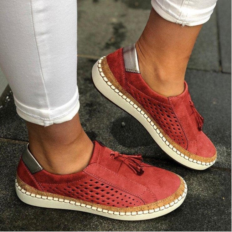 Supportive orthopaedic slippers for women