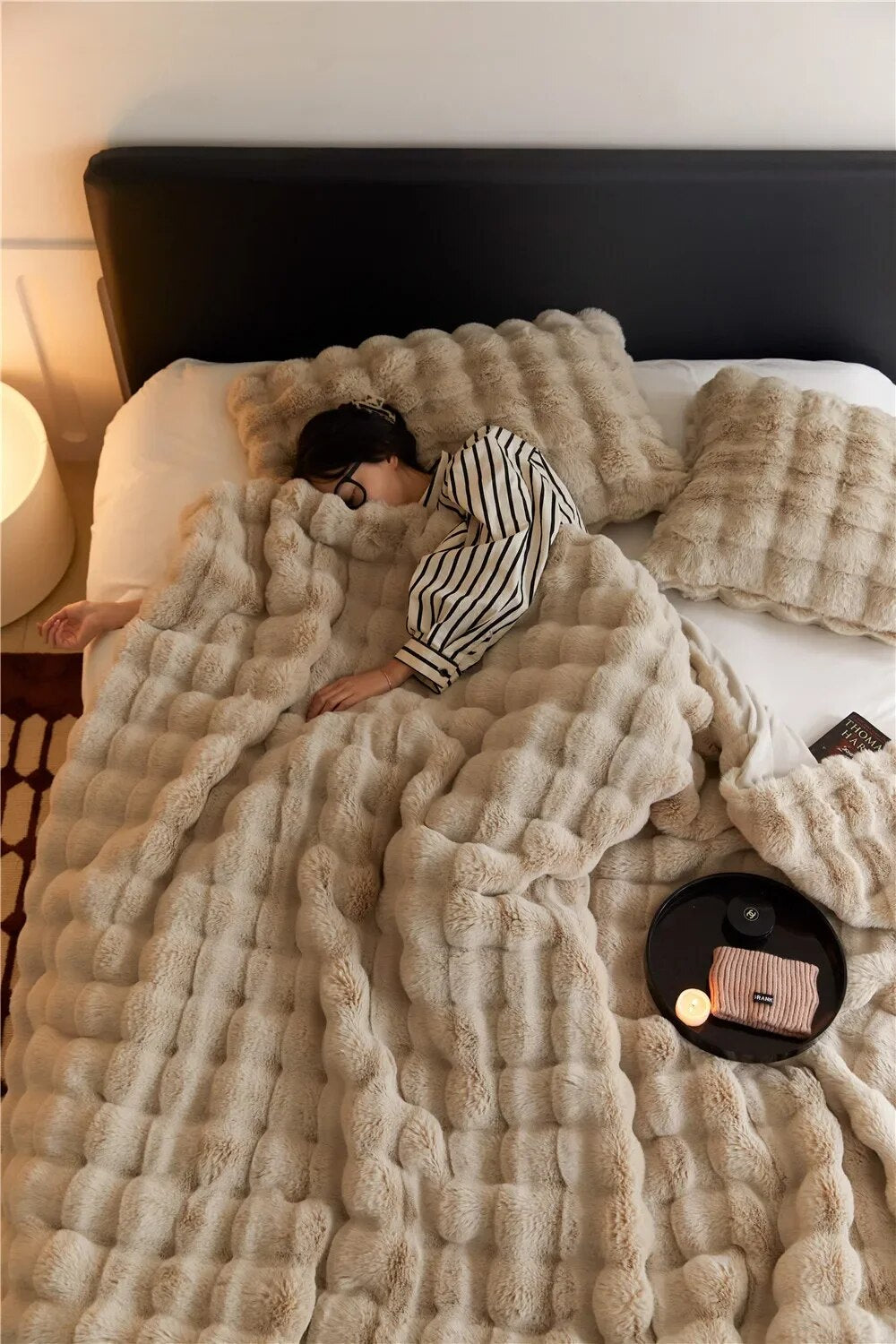Fleece blanket Soft plush cozy bed throw