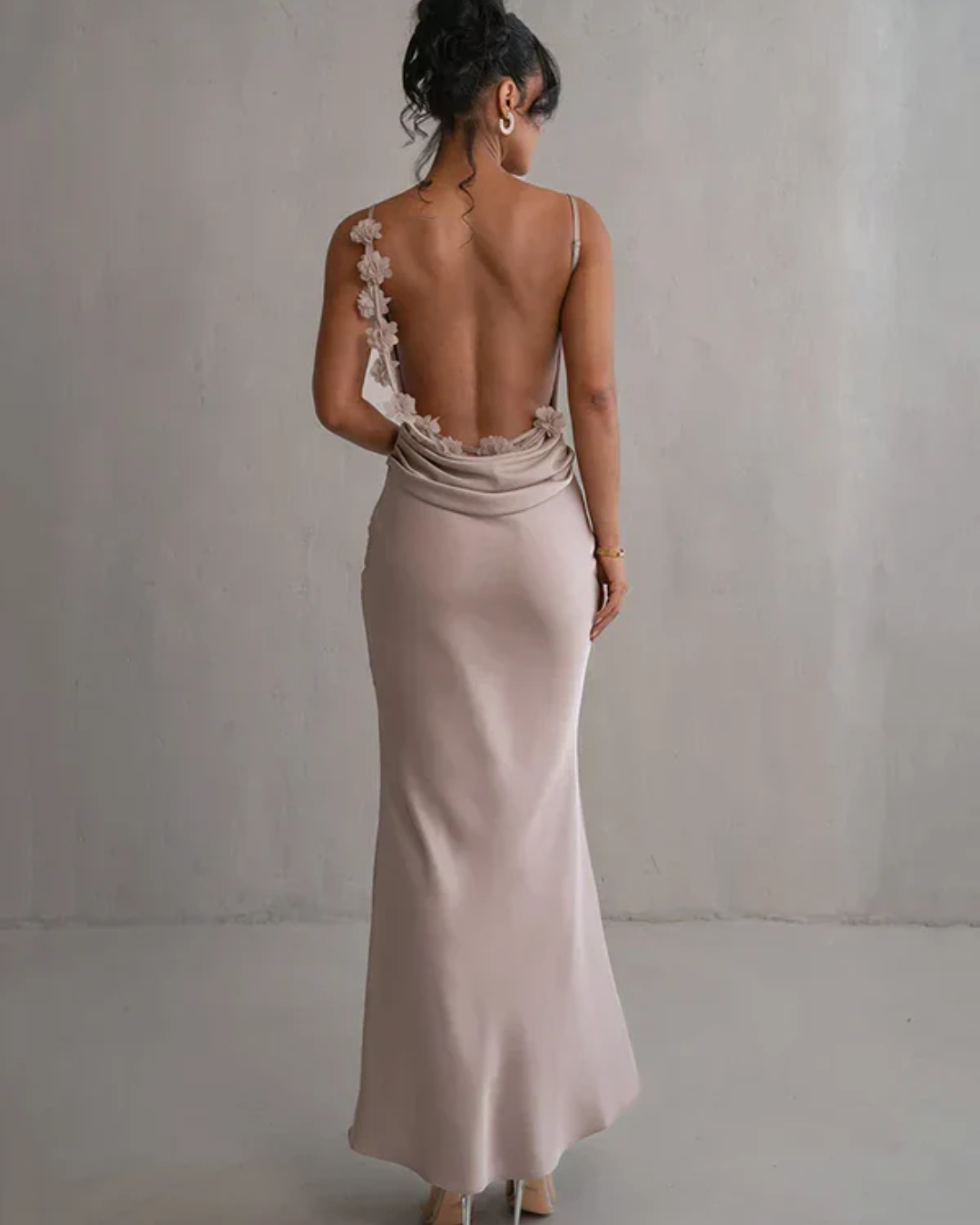 Rhea - Backless Floral Maxi Dress