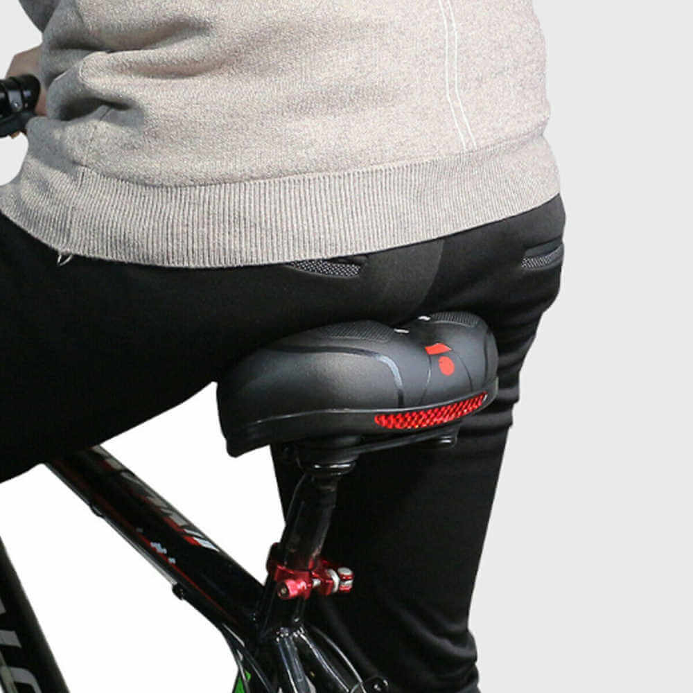 Ergonomic bicycle saddle