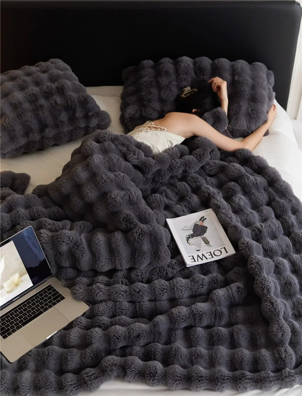 Fleece blanket Soft plush cozy bed throw