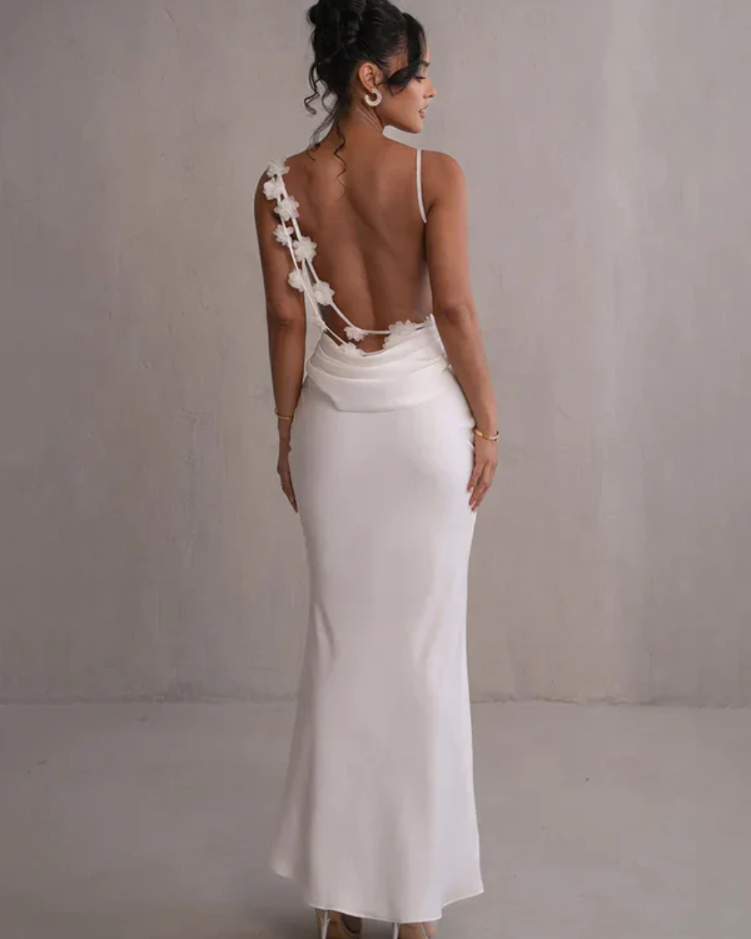 Rhea - Backless Floral Maxi Dress